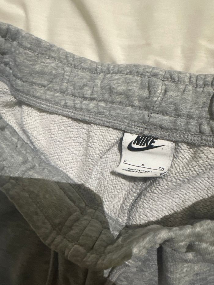 Jogging gris Nike - photo numéro 3