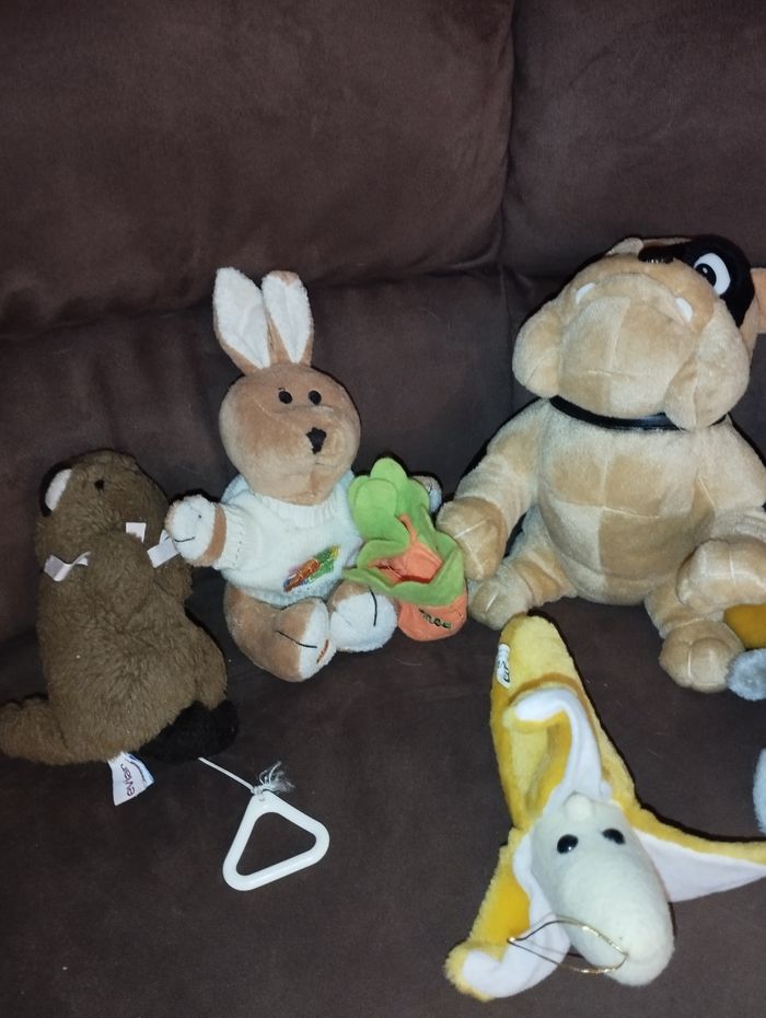 8 peluches - photo numéro 2