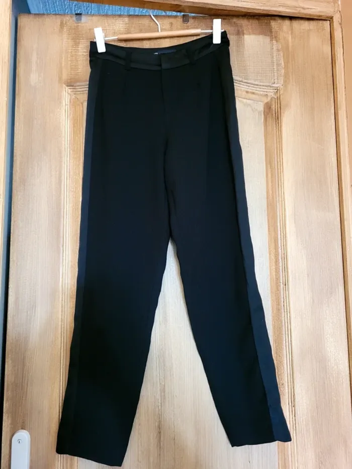 Pantalon classe noir taille XL bershka