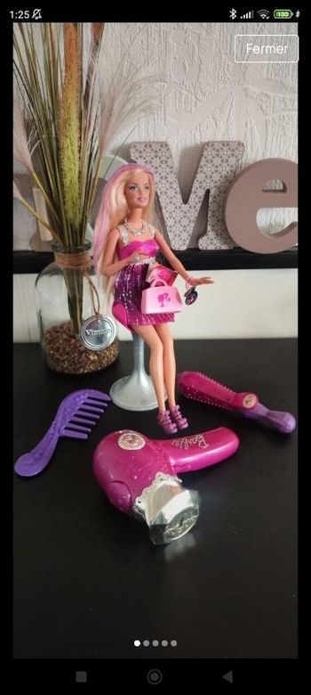 Barbie Mattel coiffure neuf ultra pailletté accessoires