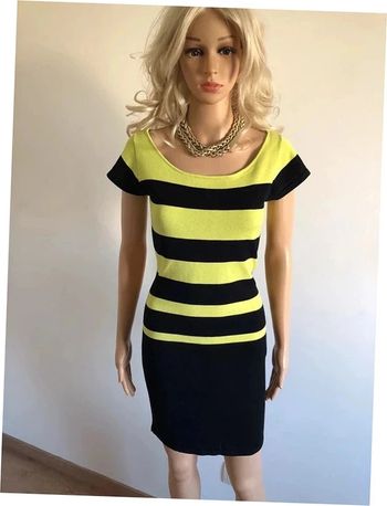 Robe rayée à manches courtes taille 38 TBE