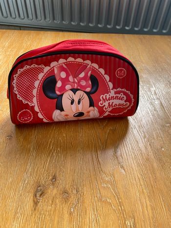 Trousse de toilette rouge avec motif Minnie Mouse