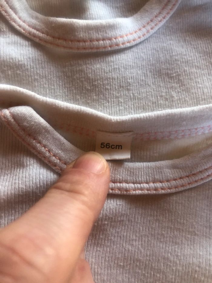 Bodies blancs - photo numéro 2