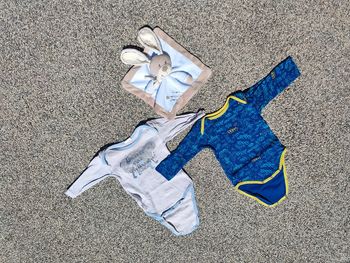 2 bodies garçon 6 mois