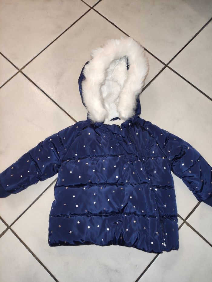 Manteau 6 a 9 mois