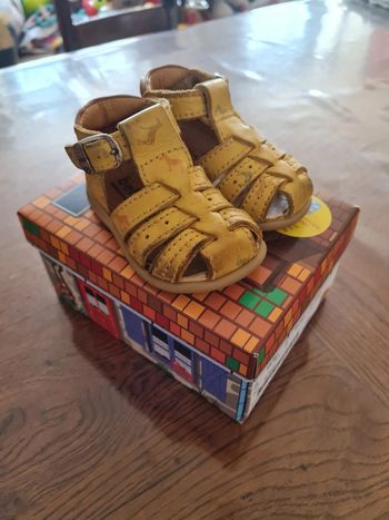 Sandalettes Bellamy Taille 18