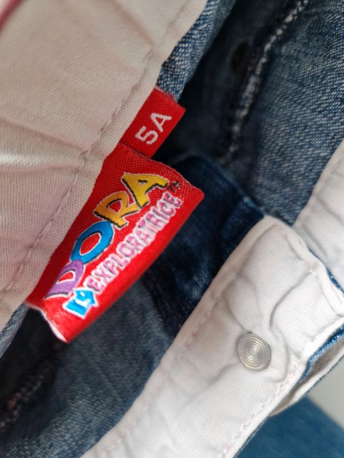 Lot  jeans Dora en 5 ans - photo numéro 7