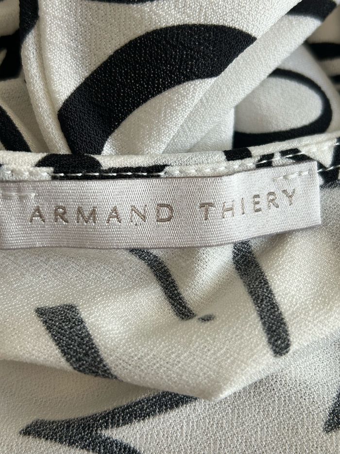 Blouse Armand Thiery taille 1 - photo numéro 7