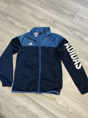 Veste Adidas enfant taille 11/12 ans