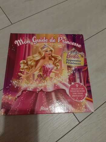 Livre barbie mon guide de princesse