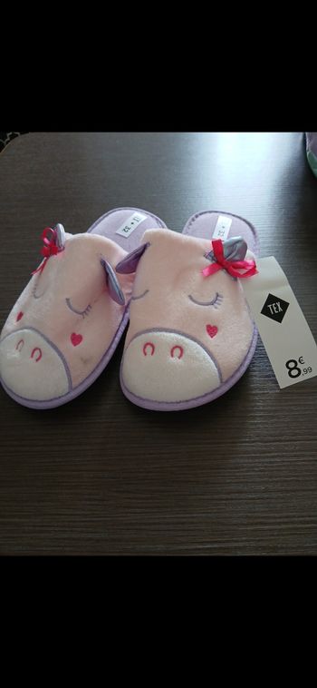 Chaussons fille 32