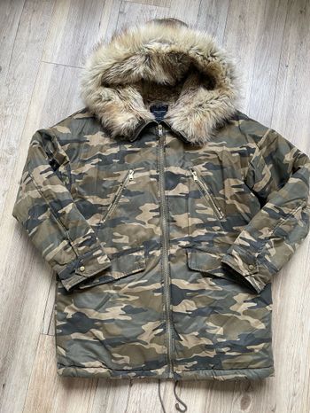 Doudoune parka fourrée camouflage Zara XS