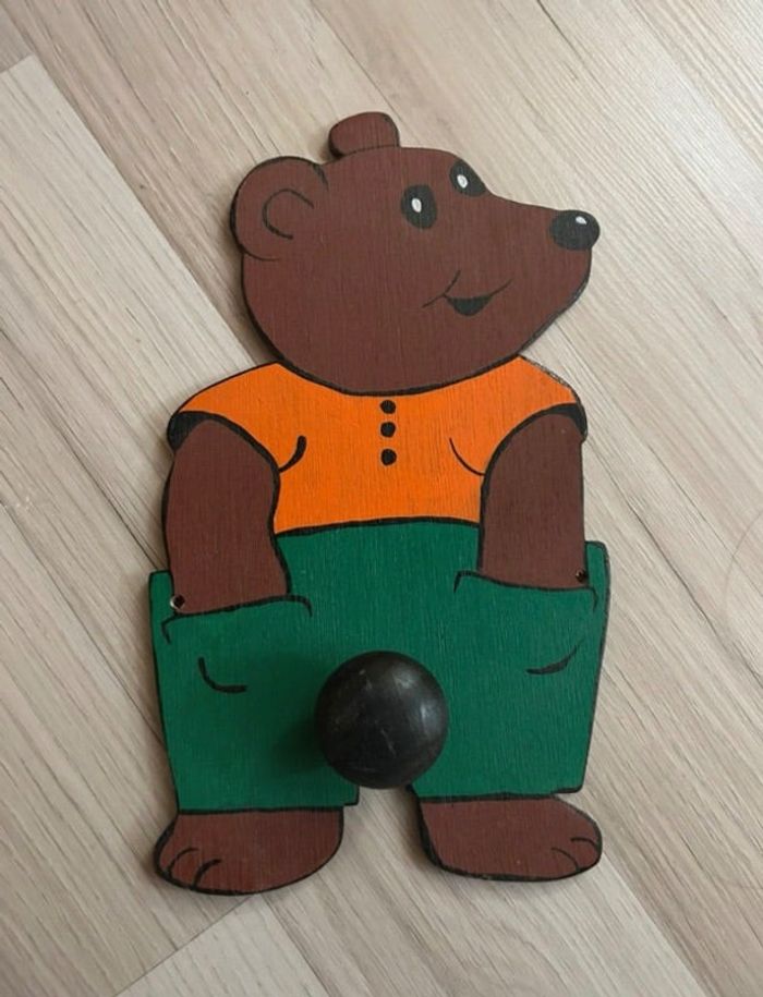 Porte manteau ours