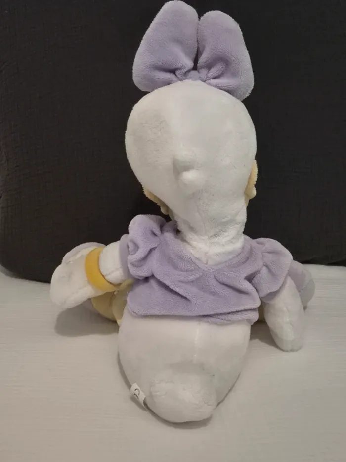 Peluche Daisy Disney 40 cm - photo numéro 2