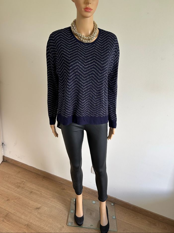 Pull bleu marine et argenté Le Temps des Cerises taille M jamais porté - photo numéro 3