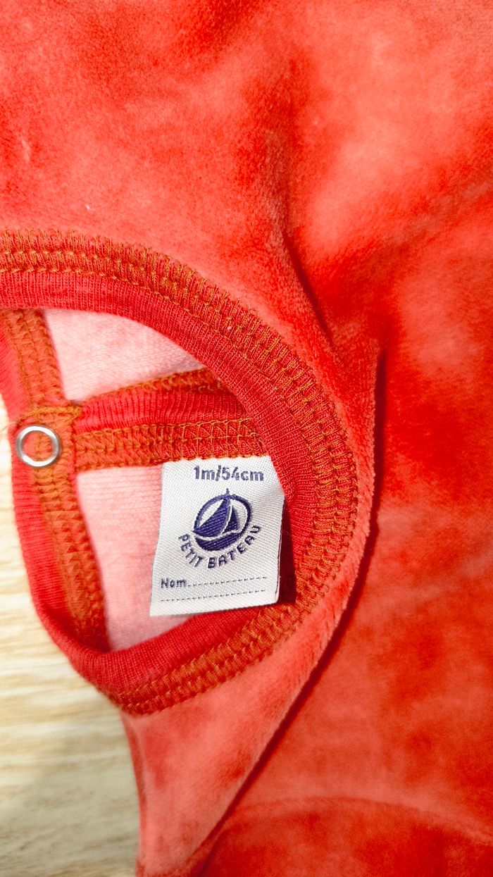 Lot pyjamas bébés 0- 1 mois en très bon état - photo numéro 3