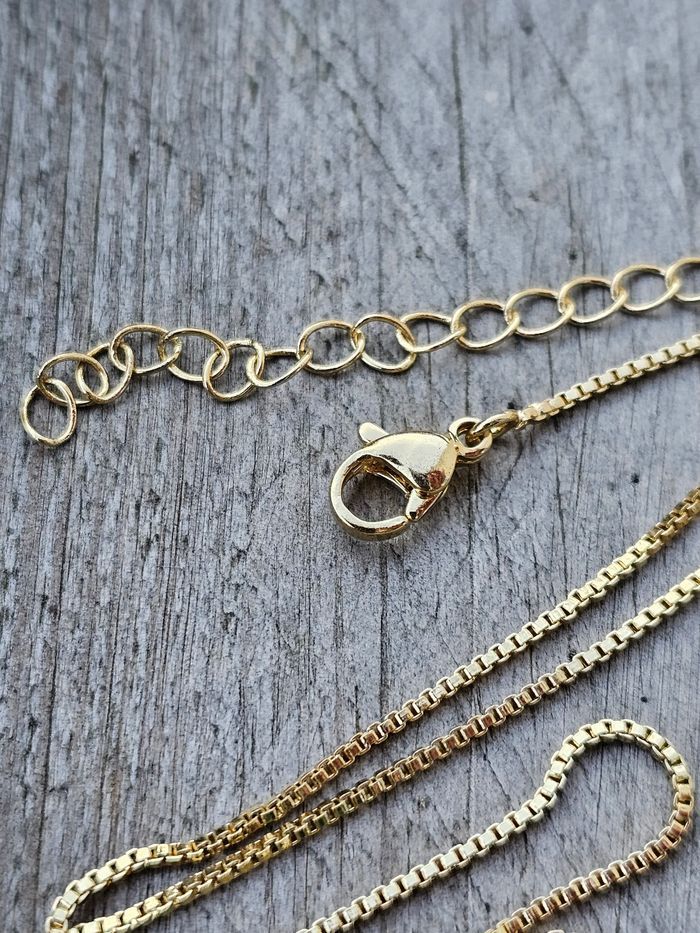 Collier croix doré - photo numéro 6
