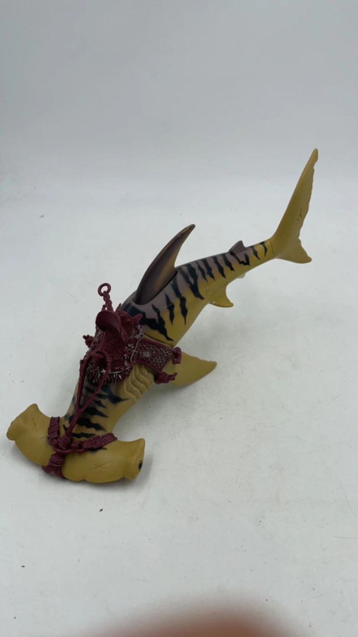 Figurine requin marteau / Tiburon Martillo Phantom Hammer légende du guerrier vikings Chap Mei 26 cm