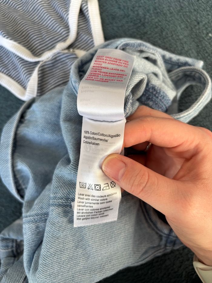 Ensemble body manches courtes et salopette short en jean - photo numéro 5