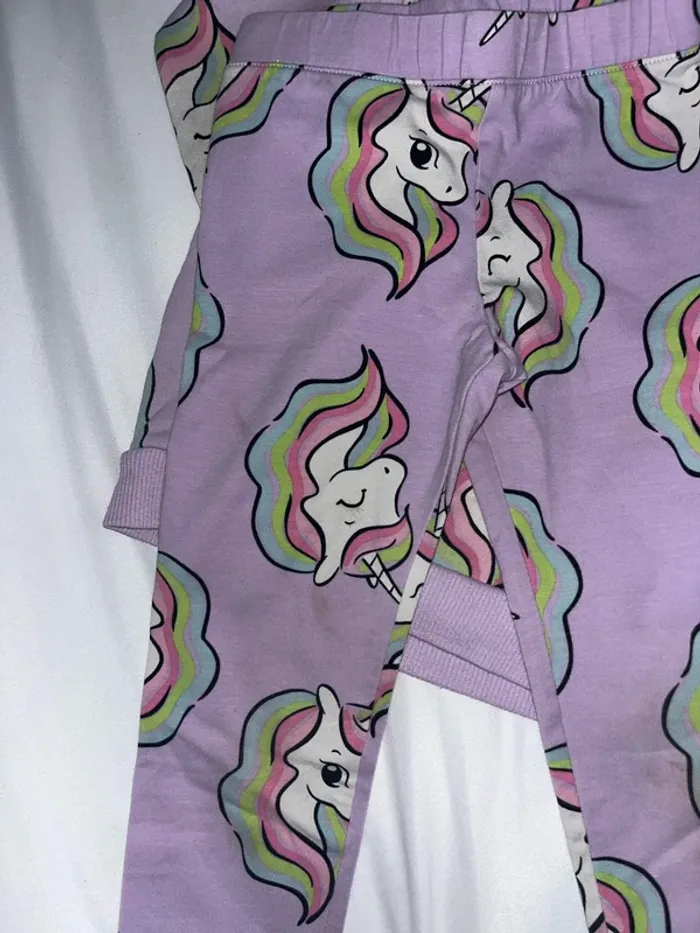 Ensemble leggings/pull licorne 4-6 ans H&M - photo numéro 5
