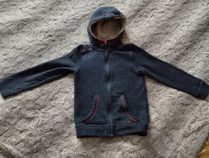 Lot de 4 vestes zippées taille 6ans - photo numéro 7