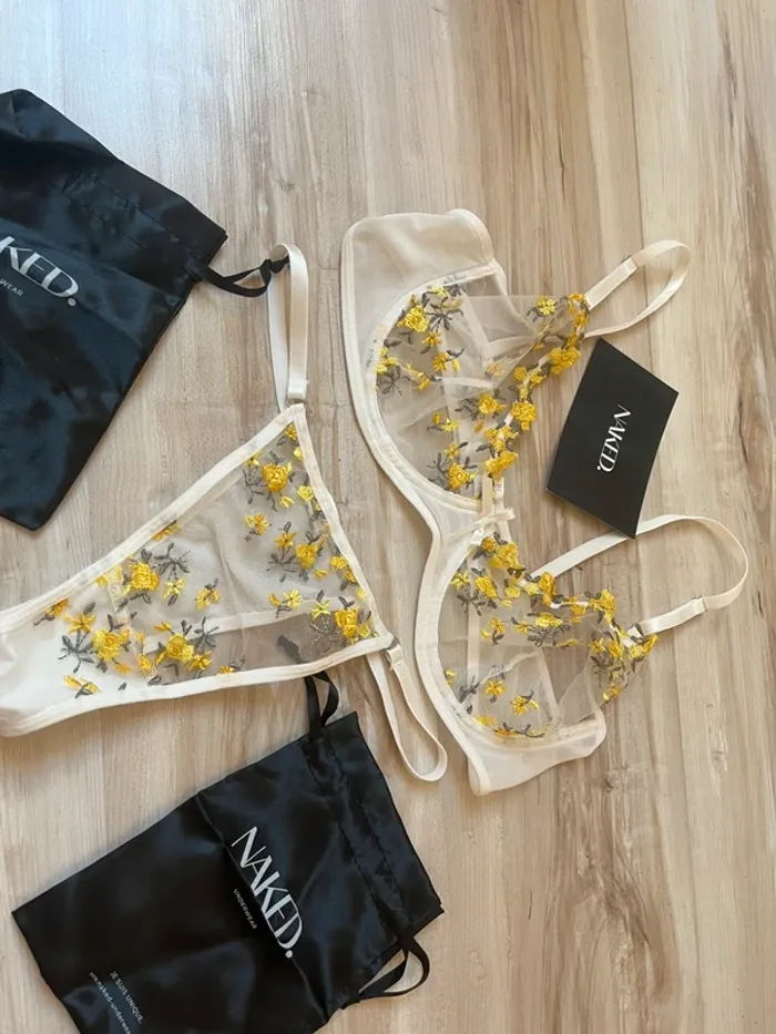 ensemble de lingerie naked fleurs jaune et blanc - photo numéro 4