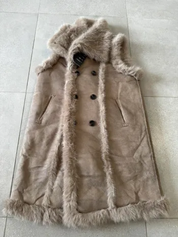 Long manteau sans manche, taille M/L, neuf 100cm de longueur