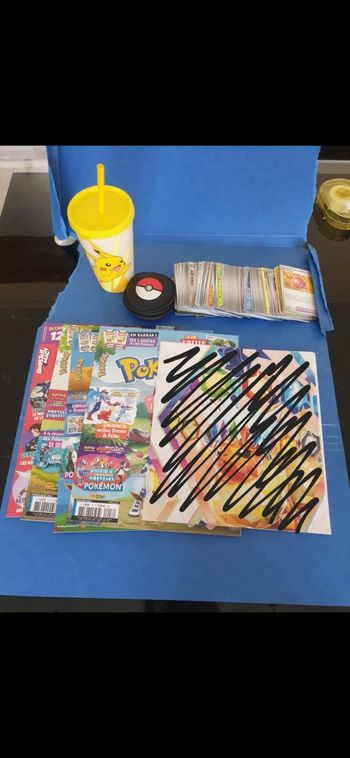 Lot pokemon magazines, cartes gobelet