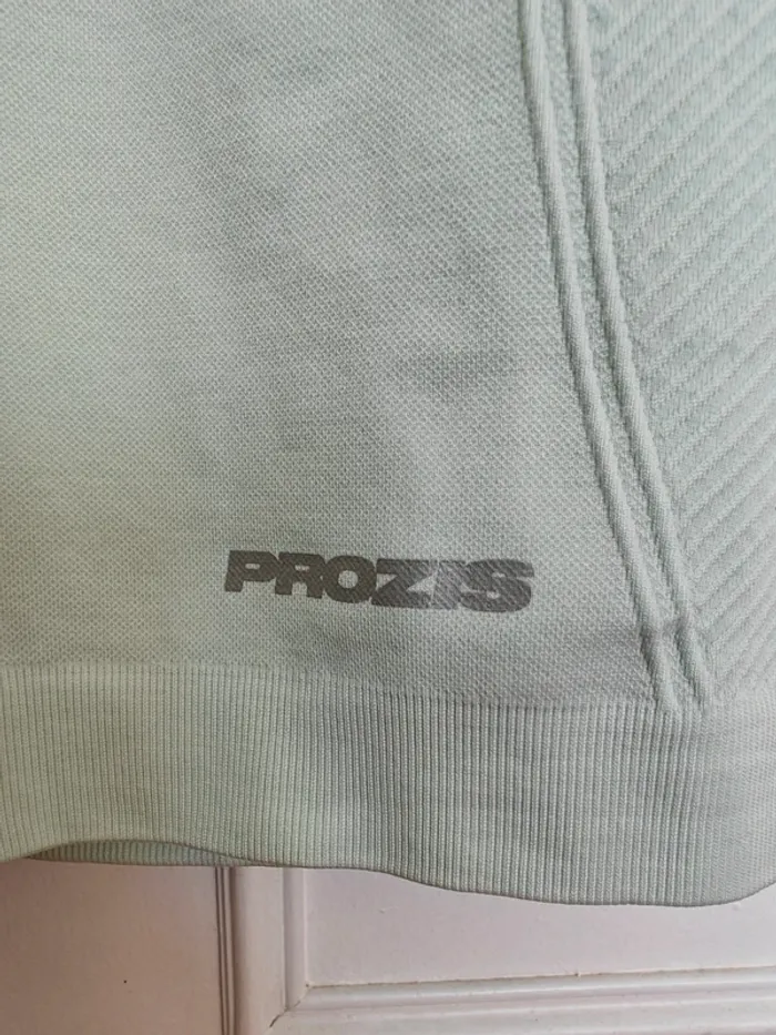 Top de sport Prozis - photo numéro 3