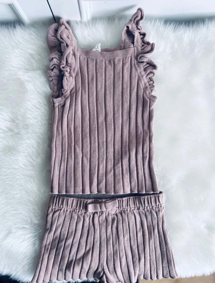 Jolie ensemble fille en coton bio 6-9mois