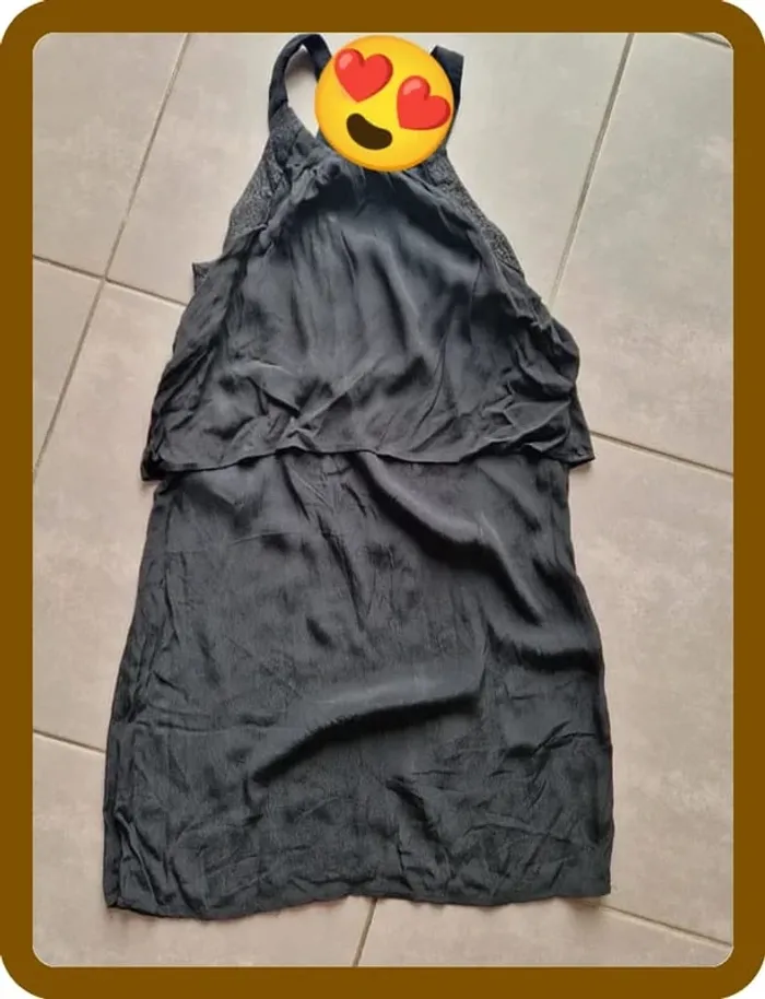 Petit robe noire