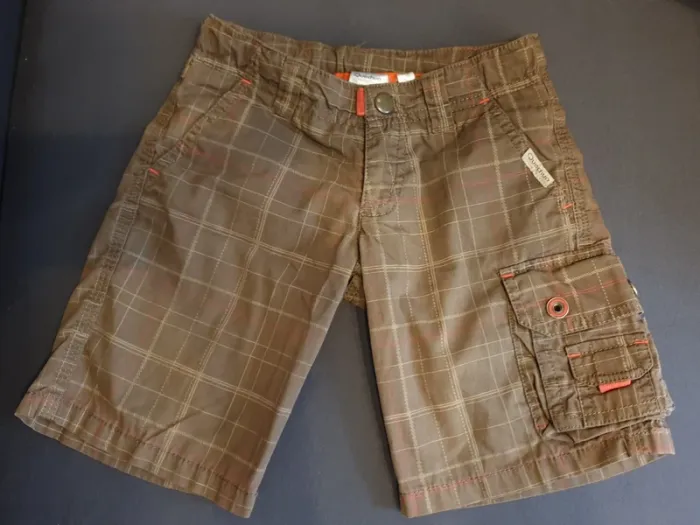 Short quechua 4 ans 98 / 104 cm TBE