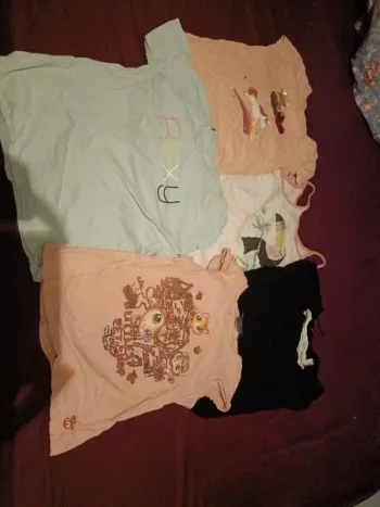 Lot de 5 hauts 10 ans Roxy petshop hm orchestra kiabi