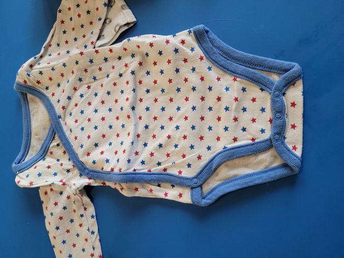 3 bodies manches longues 3 mois - photo numéro 3