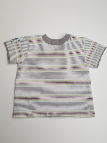 T-shirt manches courtes taille 60 / 3 mois