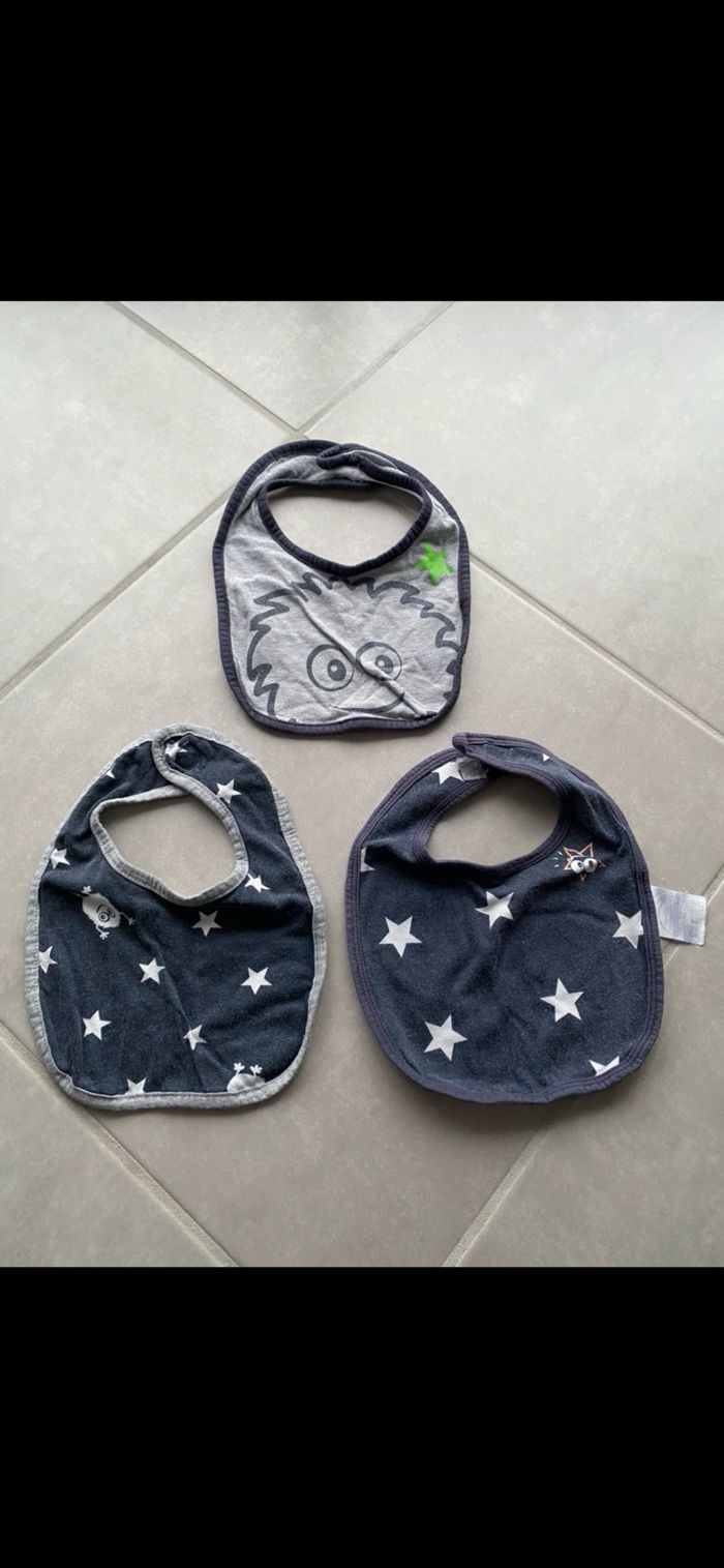 Lot de 3 bavoirs - photo numéro 1