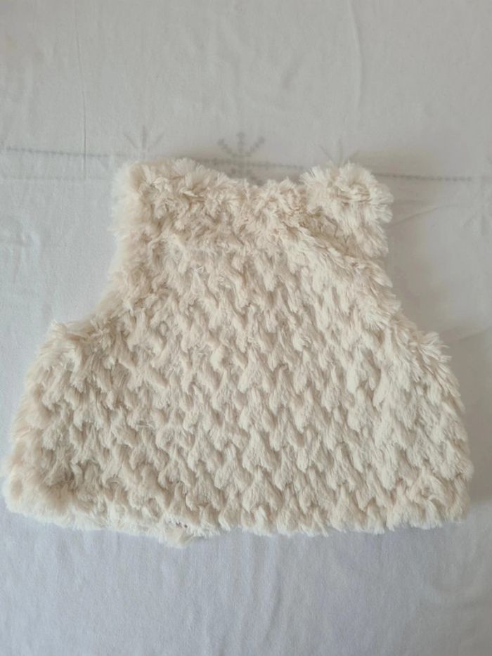 Gilet Tissai comme neuf 9 mois - photo numéro 2