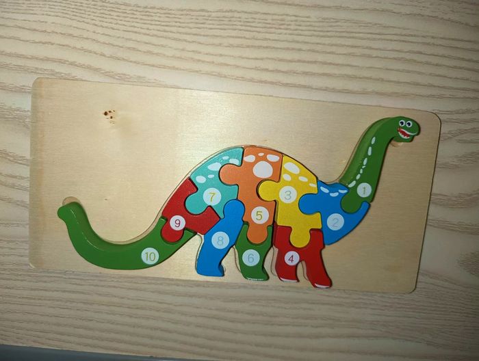 Puzzle dinosaure . Complet - photo numéro 3