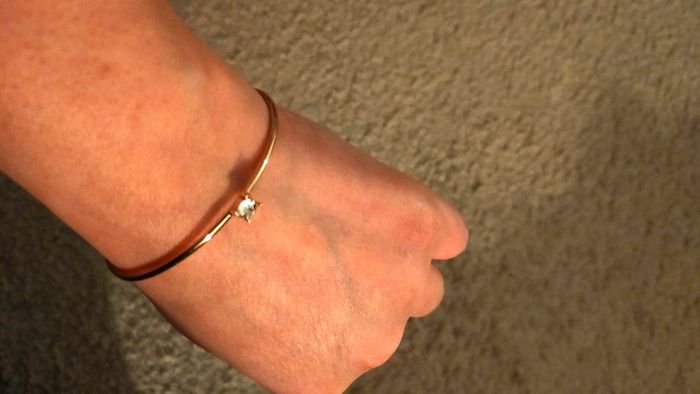 Bracelet doré avec cristal, femme - photo numéro 9