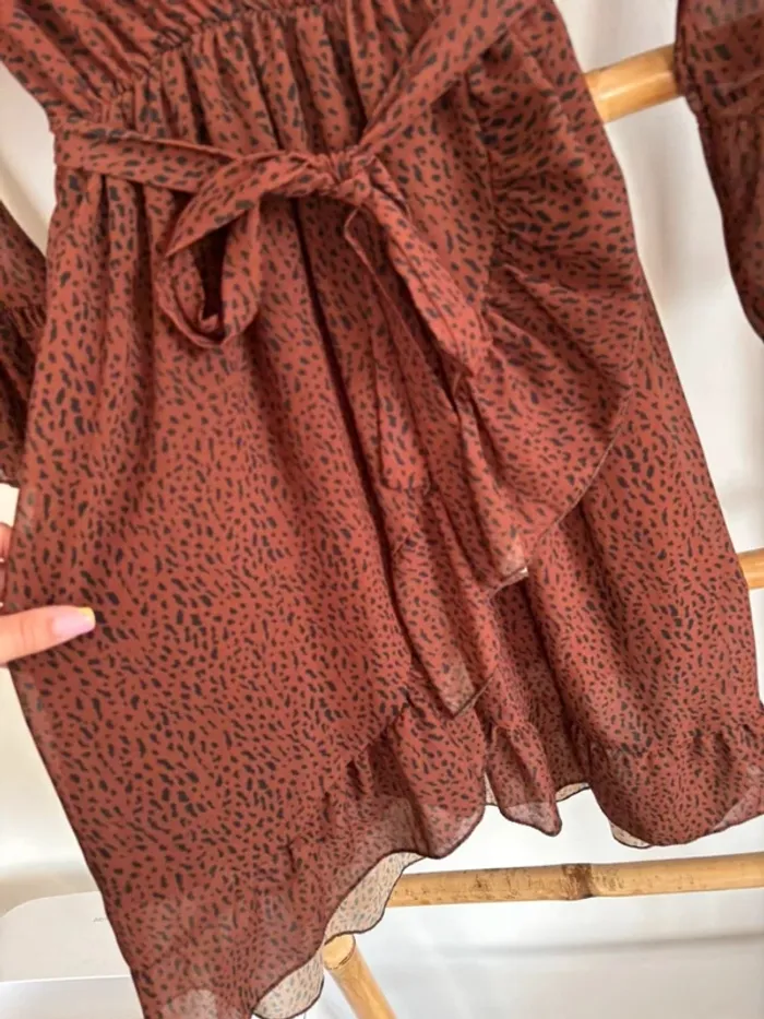 Robe motif léopard taille S - photo numéro 7