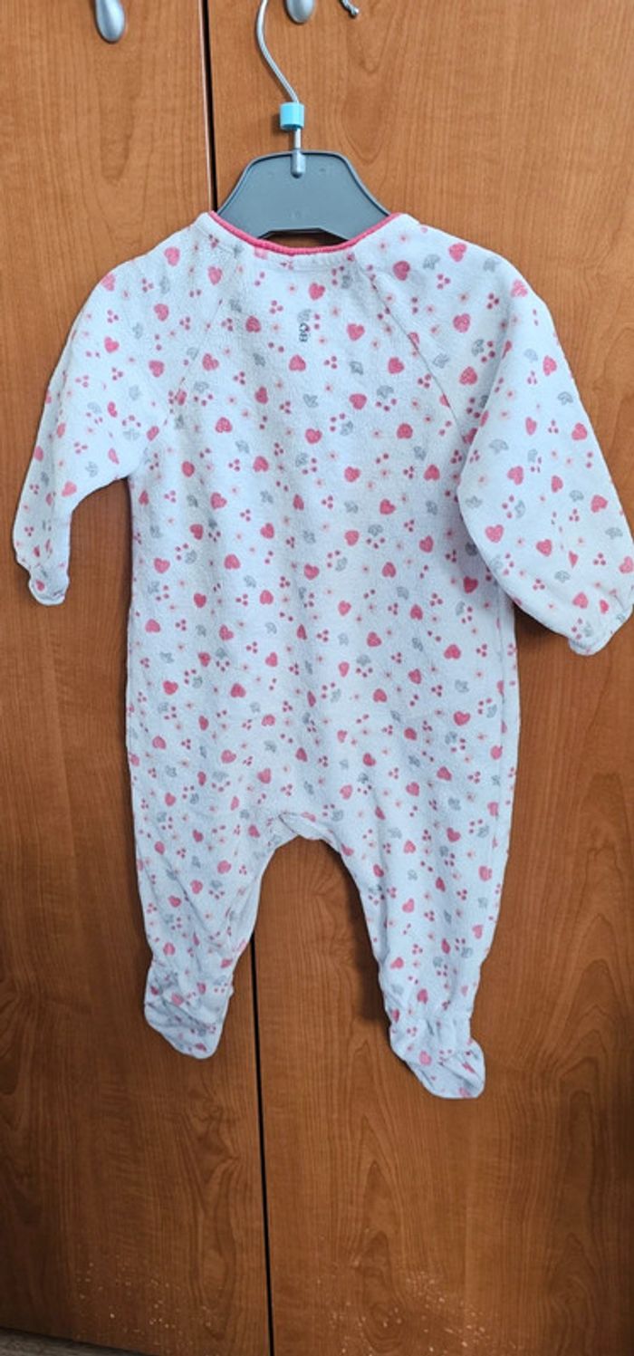 Pyjama 3 mois - photo numéro 2