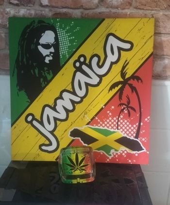 Cadre et cendrier jamaica