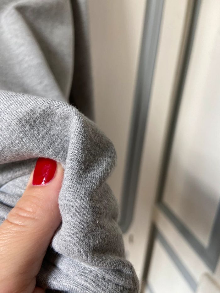 Sweat léger Pimkie gris clair col Claudine perlé taille M - photo numéro 16