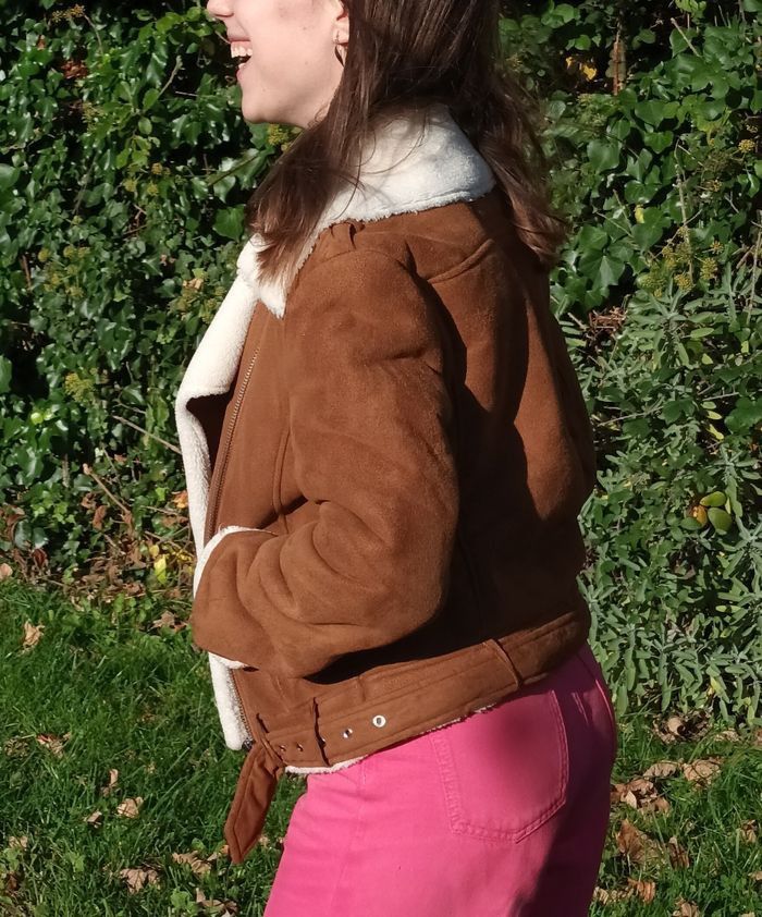 Veste en Daim Marron & Blanche Femme | Look Automne / Hiver 🍂🌾 - photo numéro 7