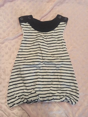 Robe été blanche et bleu marine 3 mois