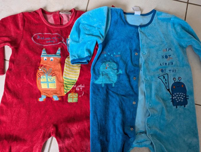 Lot de Pyjamas 24 mois - photo numéro 2