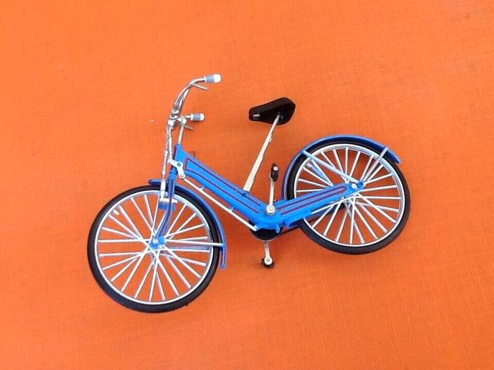 Vialle 1930 (avec son support) Echelle : 1/15ème - photo numéro 4