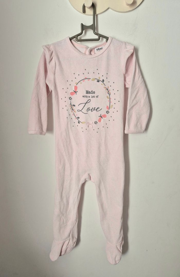 Pyjamas 1 pièces velours * Gémo * - photo numéro 2