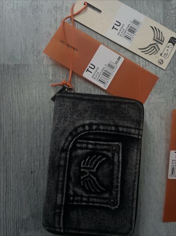 Porte-monnaie KAPORAL neuf avec étiquette 