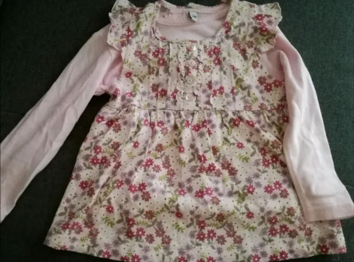 Haut manches longues + Robe + Salopette - Fille 23 mois.